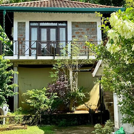 Dosemo Cabana Induruwa Exterior photo