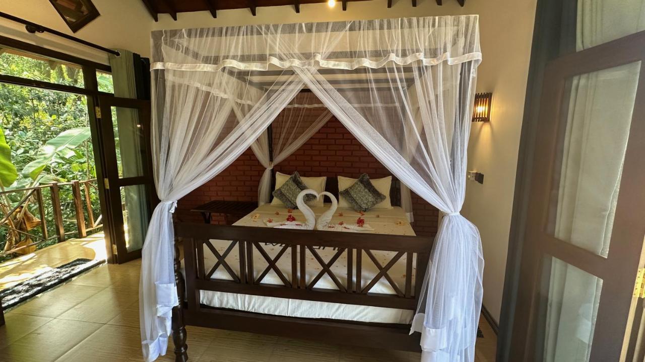 Dosemo Cabana Induruwa Exterior photo