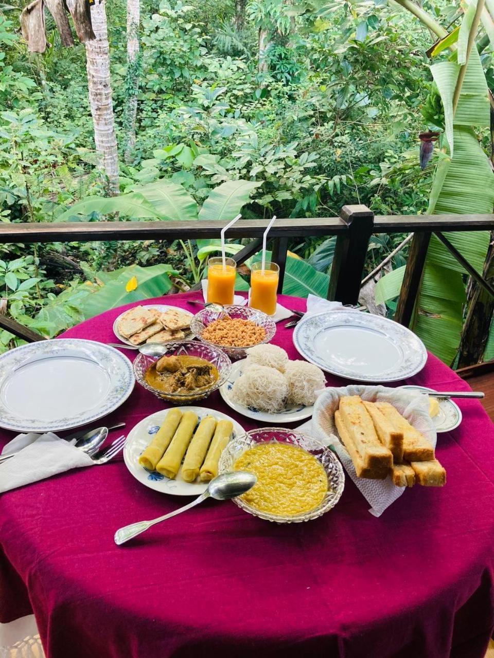 Dosemo Cabana Induruwa Exterior photo