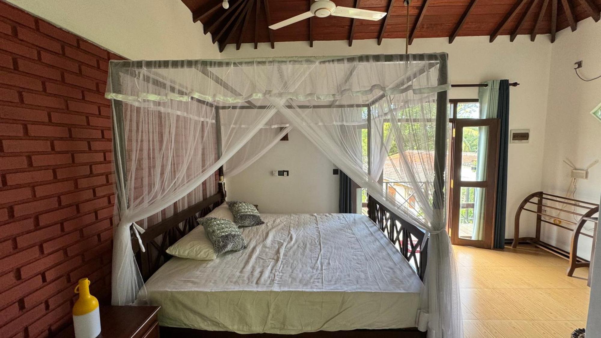Dosemo Cabana Induruwa Exterior photo
