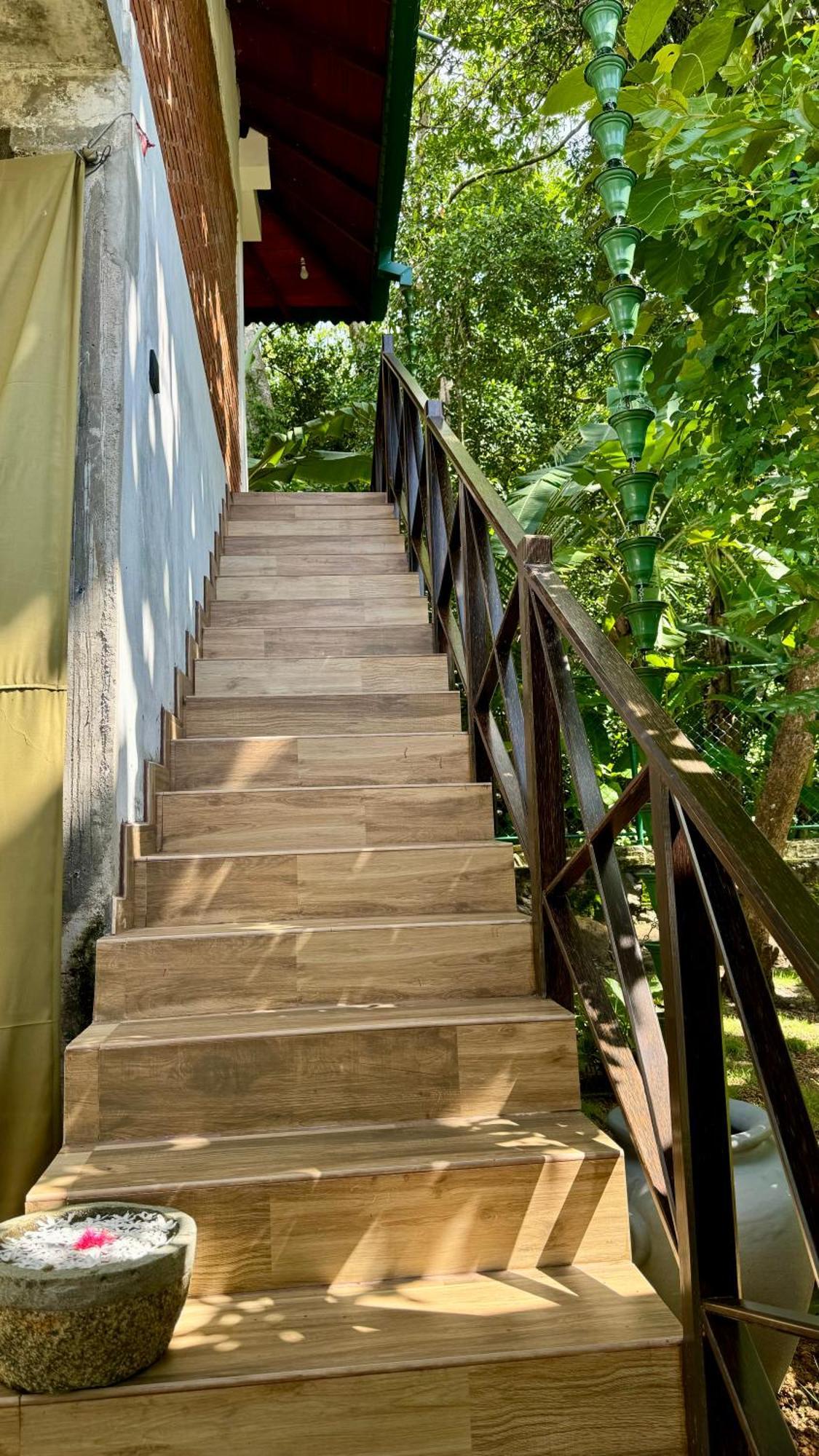 Dosemo Cabana Induruwa Exterior photo
