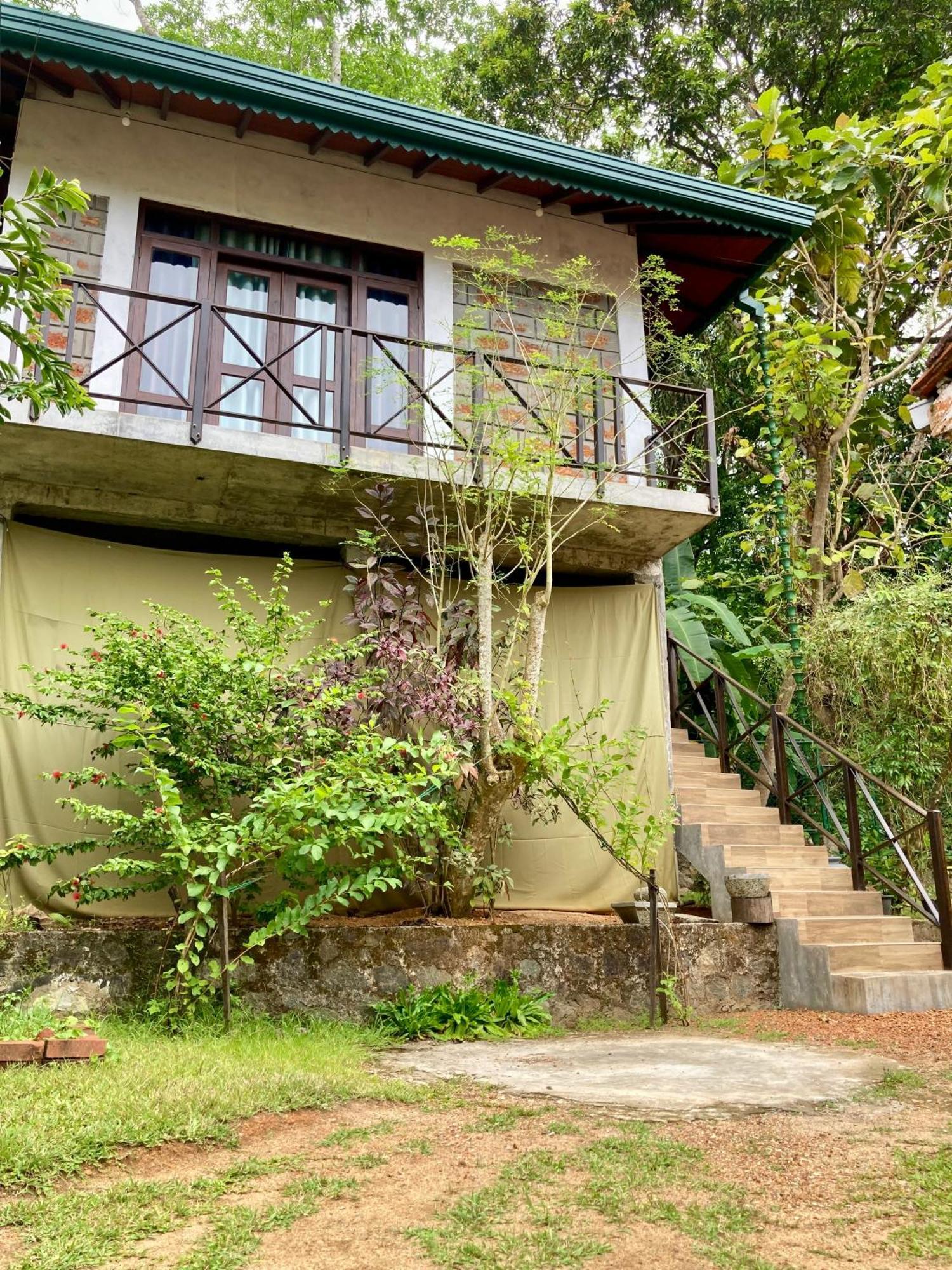 Dosemo Cabana Induruwa Exterior photo